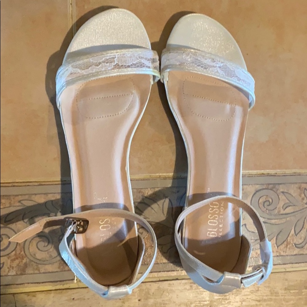 METALLIC ANKLE STRAP SANDALS ILLUSION LACE Size 9